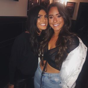 Meet your Posher, Natalie